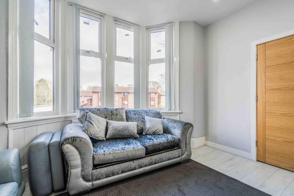 Modern Flat In Moseley With Free Parking Apartment Бирмингам Екстериор снимка